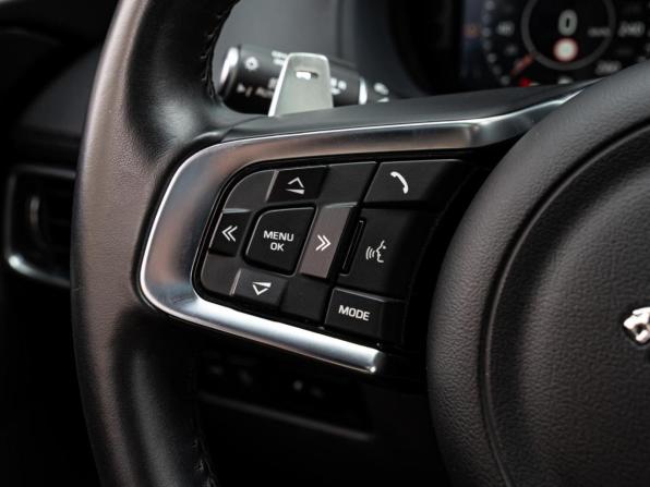 Jaguar F-Pace I с пробегом 2019 года, цена 3 695 000 рублей, 62795 км, внедорожник, Автокод Объявления