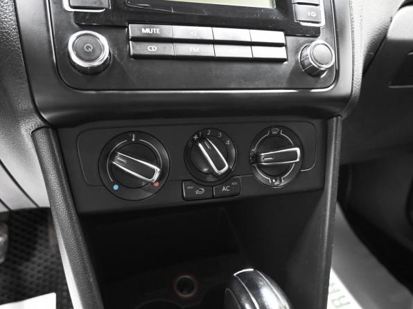 Volkswagen Polo V с пробегом 2011 года, цена 845 000 рублей, 172392 км, седан, Автокод Объявления