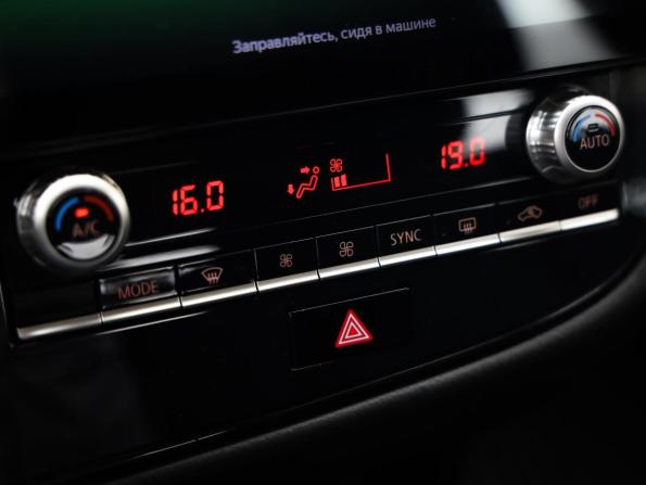 Mitsubishi Outlander III Рестайлинг 3 с пробегом 2022 года, цена 2 560 000 рублей, 54940 км, внедорожник, Автокод Объявления