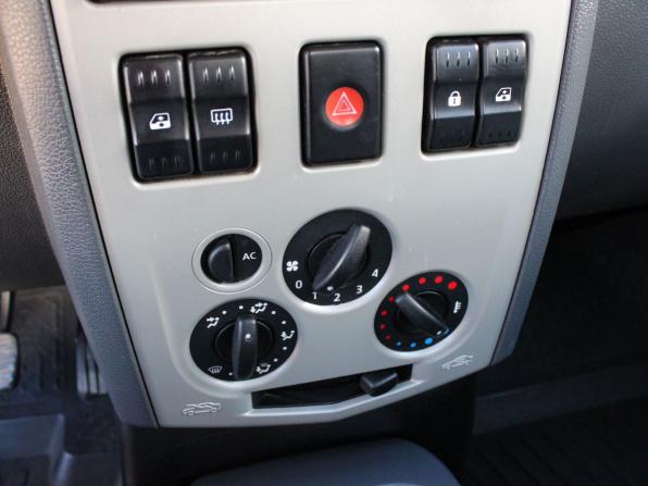 Renault Logan I с пробегом 2007 года, цена 269 000 рублей, 207384 км, седан, Автокод Объявления
