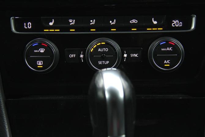 Volkswagen Golf VII с пробегом 2013 года, цена 1 298 000 рублей, 182288 км, хэтчбек, Автокод Объявления