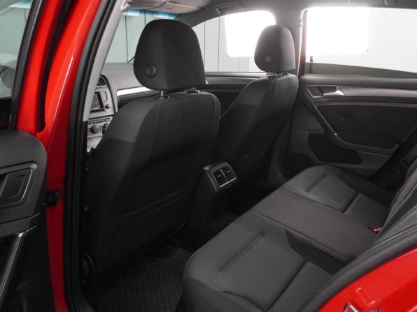 Volkswagen Golf VII с пробегом 2013 года, цена 1 219 000 рублей, 165372 км, хэтчбек, Автокод Объявления