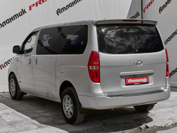 Hyundai Grand Starex I с пробегом 2008 года, цена 1 290 000 рублей, 291939 км, минивэн, Автокод Объявления