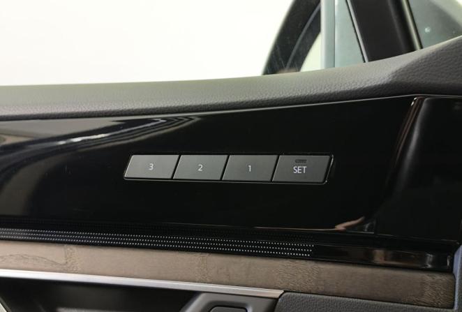Volkswagen Touareg III с пробегом 2021 года, цена 5 490 000 рублей, 76128 км, внедорожник, Автокод Объявления