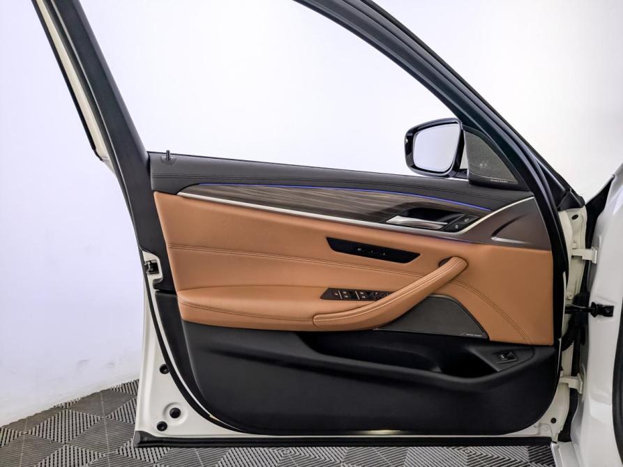 BMW 5 серии VII (G30/G31/G38) Москва  - изображение 19