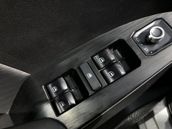 Haval Jolion I Рестайлинг с пробегом 2023 года, цена 1 559 000 рублей, 63417 км, внедорожник, Автокод Объявления