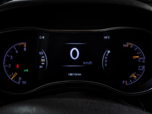 Jeep Grand Cherokee IV (WK2) Рестайлинг с пробегом 2013 года, цена 1 999 000 рублей, 196119 км, внедорожник, Автокод Объявления