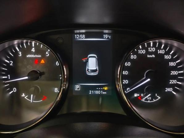 Nissan X-Trail III Рестайлинг с пробегом 2019 года, цена 1 955 000 рублей, 211800 км, внедорожник, Автокод Объявления