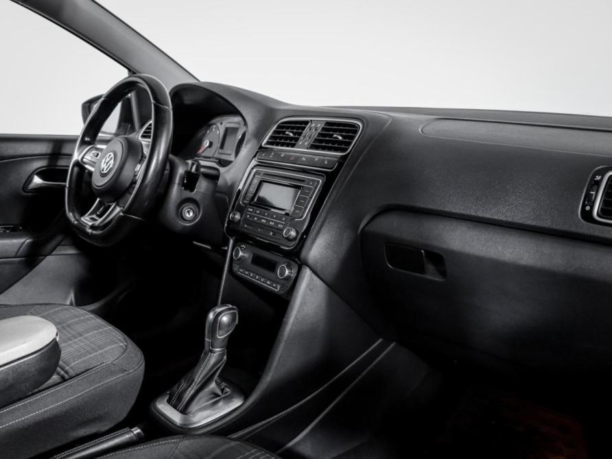Volkswagen Polo V Рестайлинг Москва  - изображение 9