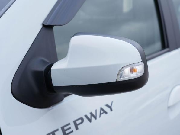 Renault Logan II Рестайлинг с пробегом 2022 года, цена 1 280 000 рублей, 86940 км, седан, Автокод Объявления