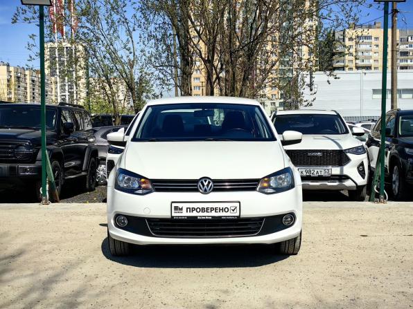 Volkswagen Polo V с пробегом 2013 года, цена 599 000 рублей, 226000 км, седан, Автокод Объявления