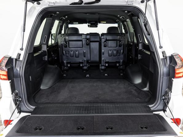 Lexus LX III Рестайлинг 2 с пробегом 2019 года, цена 7 500 000 рублей, 85310 км, внедорожник, Автокод Объявления