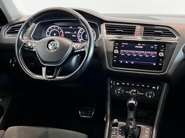 Volkswagen Tiguan II с пробегом 2018 года, цена 2 350 000 рублей, 189838 км, внедорожник, Автокод Объявления