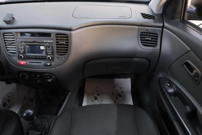 Kia Rio II Рестайлинг с пробегом 2011 года, цена 819 000 рублей, 95100 км, седан, Автокод Объявления