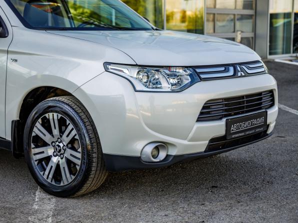 Mitsubishi Outlander III с пробегом 2013 года, цена 1 848 000 рублей, 154031 км, внедорожник, Автокод Объявления