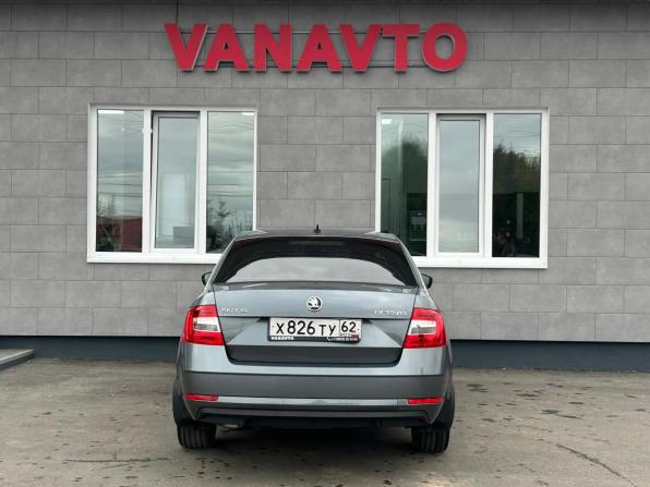 Skoda Octavia III (A7) Рестайлинг с пробегом 2017 года, цена 1 835 000 рублей, 122040 км, лифтбек, Автокод Объявления