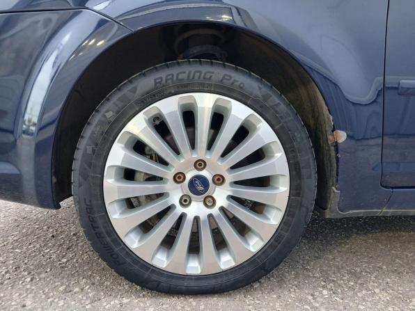 Ford C-MAX I Рестайлинг с пробегом 2008 года, цена 695 000 рублей, 173292 км, компактвэн, Автокод Объявления