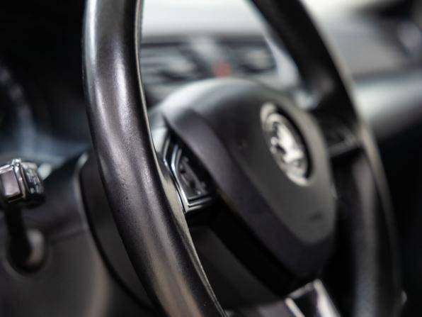 Skoda Superb III с пробегом 2016 года, цена 1 798 000 рублей, 184914 км, лифтбек, Автокод Объявления