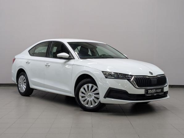 Skoda Octavia IV (A8) с пробегом 2021 года, цена 2 315 000 рублей, 81965 км, лифтбек, Автокод Объявления