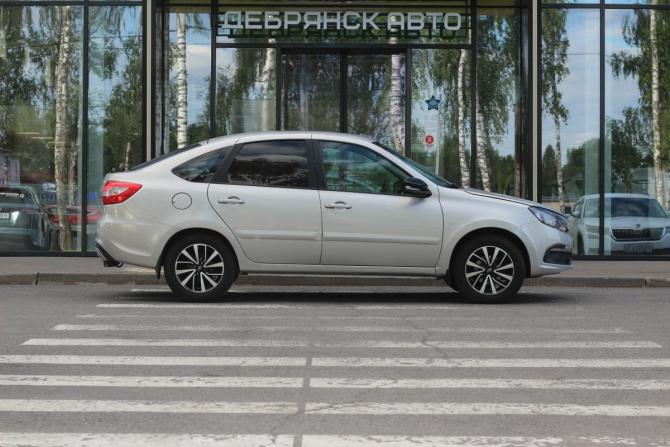 Lada (ВАЗ) Granta I Рестайлинг с пробегом 2020 года, цена 745 000 рублей, 105352 км, хэтчбек, Автокод Объявления