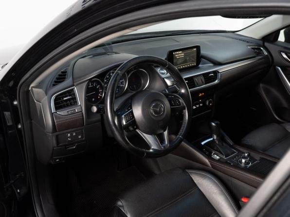 Mazda 6 III (GJ) Рестайлинг с пробегом 2016 года, цена 2 199 000 рублей, 126396 км, седан, Автокод Объявления