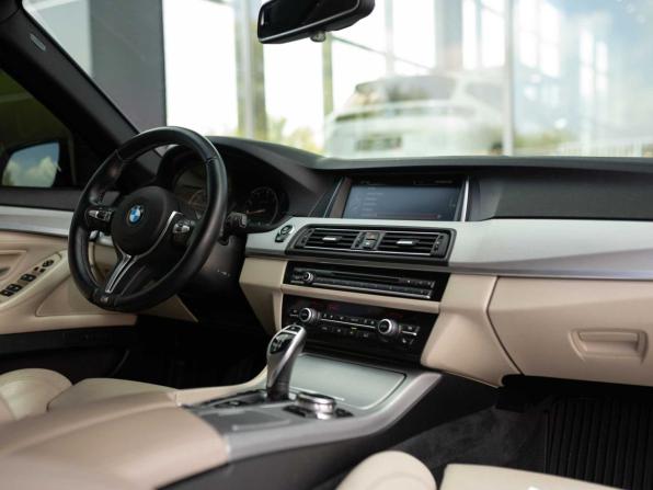 BMW 5 серии VI (F10/F11/F07) Рестайлинг с пробегом 2013 года, цена 1 850 000 рублей, 147355 км, седан, Автокод Объявления
