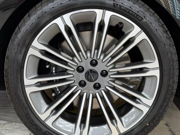 Новый Land Rover Range Rover V 2026 года, цена 30 990 000 рублей, внедорожник, Автокод Объявления