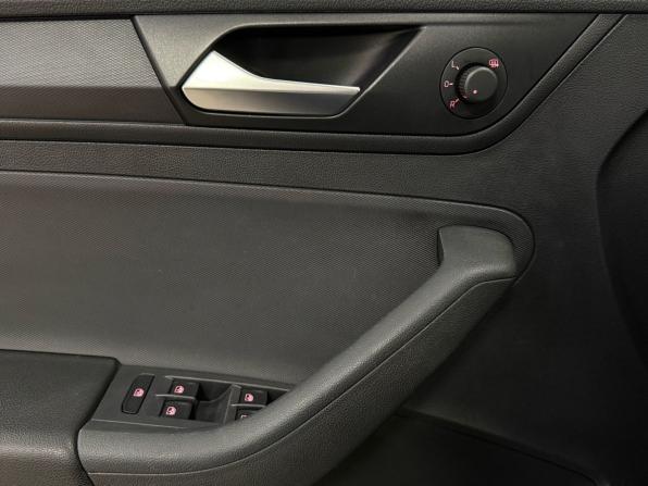 Volkswagen Polo VI с пробегом 2021 года, цена 1 550 000 рублей, 102560 км, лифтбек, Автокод Объявления
