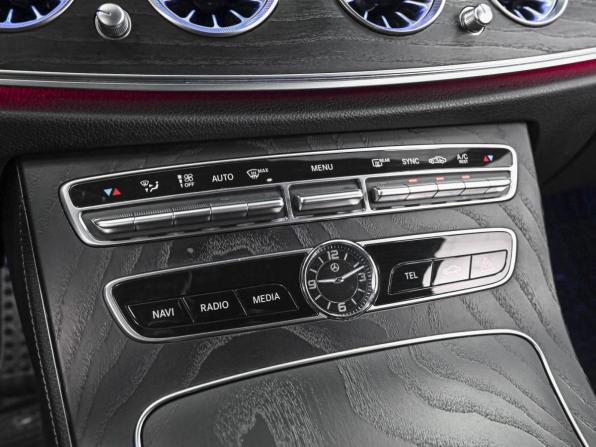 Mercedes-Benz E-Класс V (W213 S213 C238) с пробегом 2019 года, цена 3 150 000 рублей, 95087 км, седан, Автокод Объявления