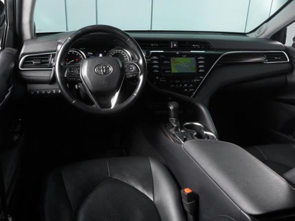 Toyota Camry VIII (XV70) с пробегом 2019 года, цена 2 679 000 рублей, 186211 км, седан, Автокод Объявления