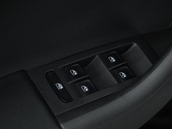 Volkswagen Polo VI с пробегом 2021 года, цена 1 454 400 рублей, 135644 км, лифтбек, Автокод Объявления
