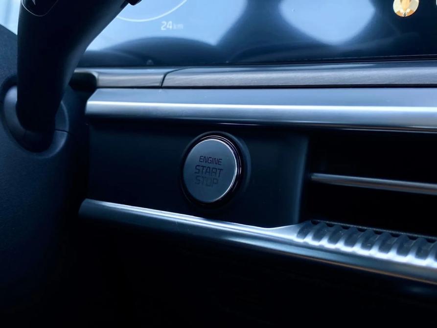 Kia K5 III Москва  - изображение 11