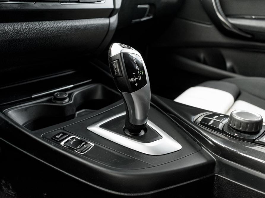 BMW 1 серии II (F20/F21) Екатеринбург  - изображение 18