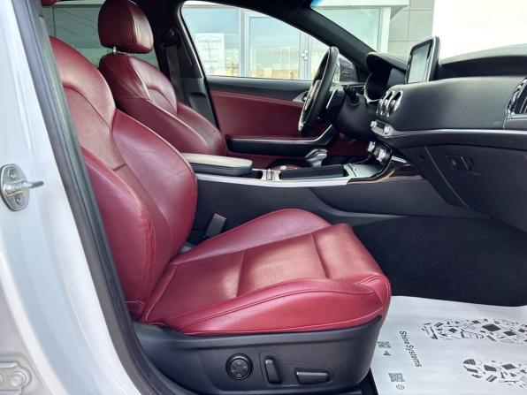 Kia Stinger I с пробегом 2018 года, цена 2 390 000 рублей, 178579 км, лифтбек, Автокод Объявления