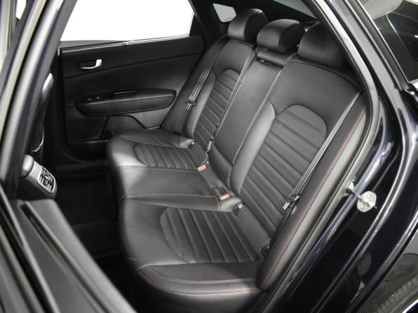 Kia Optima IV Рестайлинг с пробегом 2019 года, цена 2 199 900 рублей, 130844 км, седан, Автокод Объявления