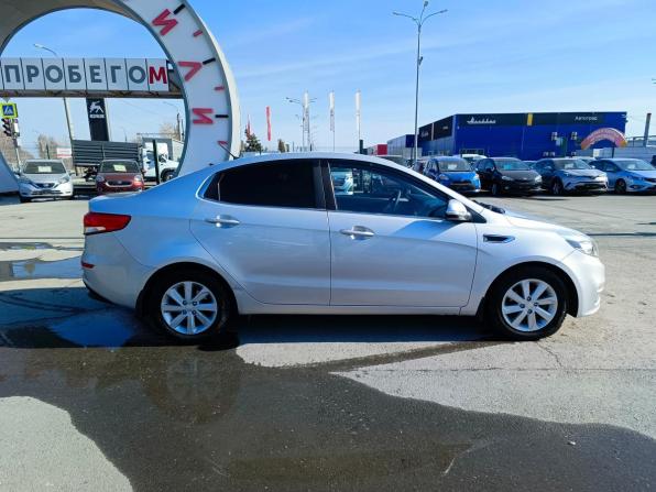 Kia Rio III Рестайлинг с пробегом 2016 года, цена 1 119 995 рублей, 143500 км, седан, Автокод Объявления