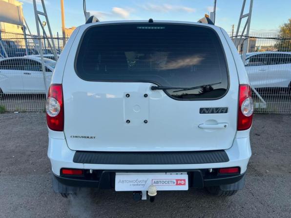 Chevrolet Niva I Рестайлинг с пробегом 2016 года, цена 691 130 рублей, 105089 км, внедорожник, Автокод Объявления