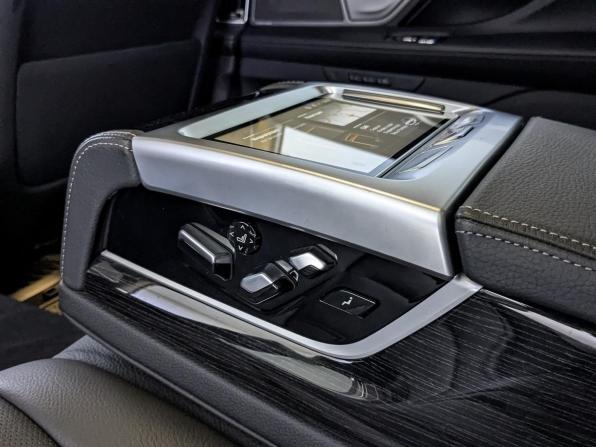 BMW 7 серии VI (G11/G12) Рестайлинг с пробегом 2020 года, цена 5 250 000 рублей, 145791 км, седан, Автокод Объявления