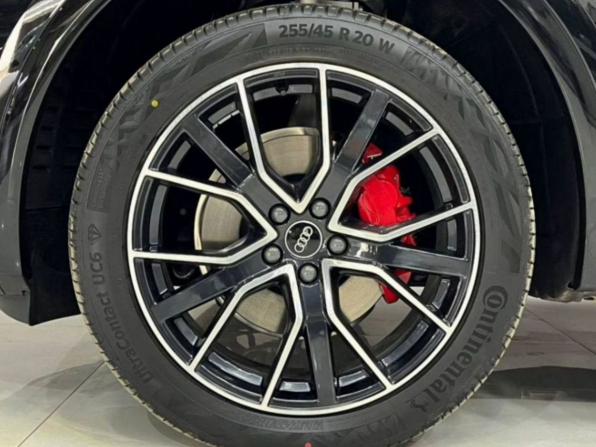 Новый Audi Q5 II (FY) Рестайлинг 2025 года, цена 5 750 000 рублей, внедорожник, Автокод Объявления