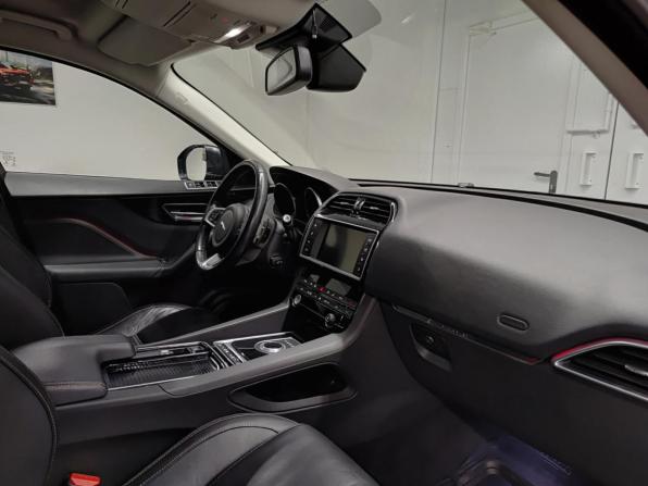 Jaguar F-Pace I с пробегом 2017 года, цена 2 699 000 рублей, 99649 км, внедорожник, Автокод Объявления