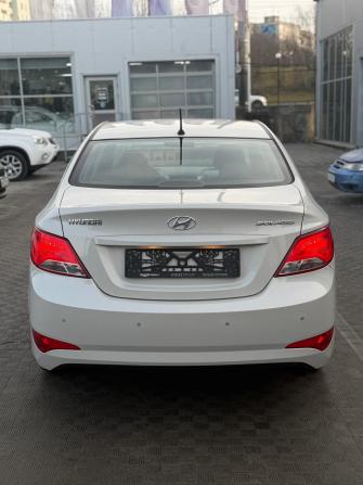 Hyundai Solaris I Рестайлинг с пробегом 2014 года, цена 1 079 000 рублей, 56983 км, седан, Автокод Объявления