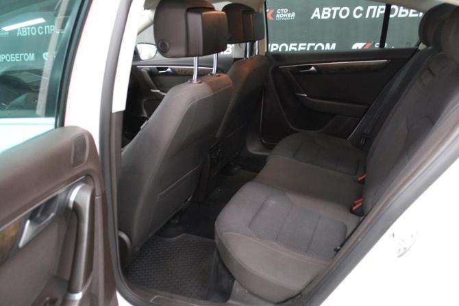 Volkswagen Passat B7 с пробегом 2014 года, цена 1 230 000 рублей, 174517 км, седан, Автокод Объявления