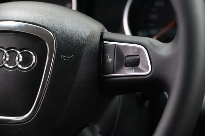 Audi Q7 I (4L) Рестайлинг с пробегом 2011 года, цена 1 940 450 рублей, 245320 км, внедорожник, Автокод Объявления