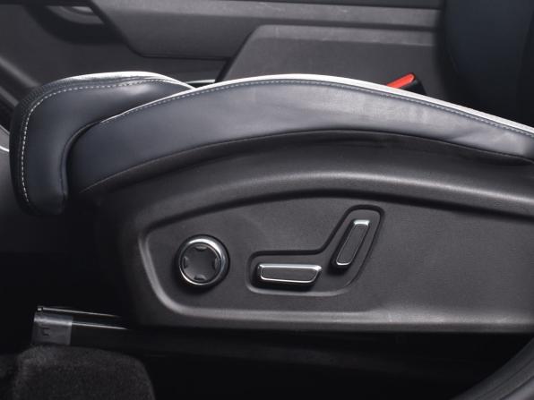 Geely Atlas II с пробегом 2024 года, цена 2 299 999 рублей, 103937 км, внедорожник, Автокод Объявления