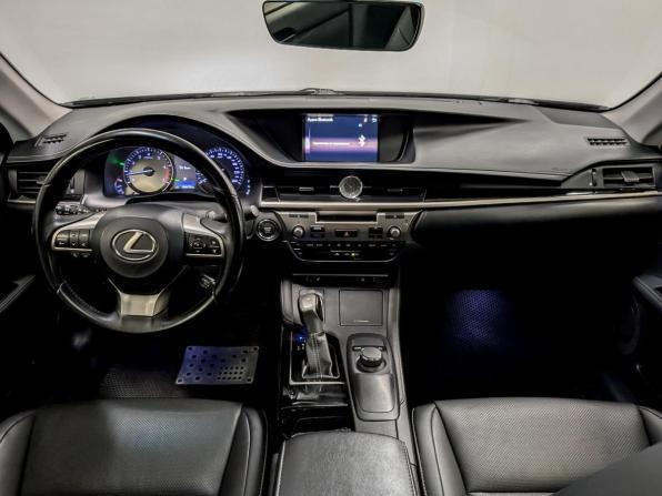 Lexus ES VI Рестайлинг с пробегом 2016 года, цена 2 750 000 рублей, 108341 км, седан, Автокод Объявления