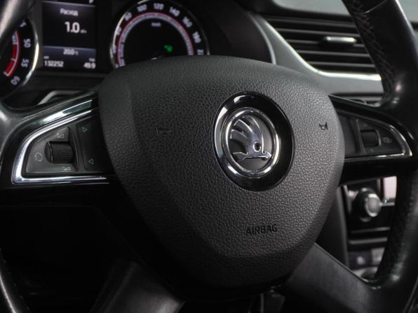 Skoda Octavia III (A7) с пробегом 2014 года, цена 1 665 000 рублей, 218000 км, универсал, Автокод Объявления