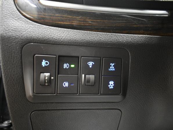 Hyundai Santa Fe II Рестайлинг с пробегом 2011 года, цена 899 000 рублей, 325211 км, внедорожник, Автокод Объявления