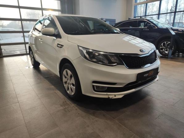 Kia Rio III Рестайлинг с пробегом 2015 года, цена 879 000 рублей, 158041 км, седан, Автокод Объявления