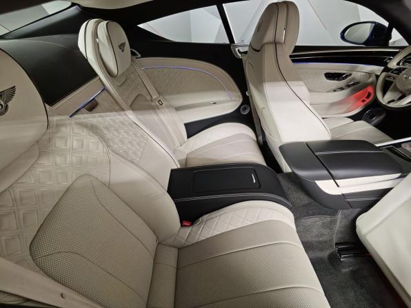 Bentley Continental GT III с пробегом 2019 года, цена 21 490 000 рублей, 11527 км, купе, Автокод Объявления