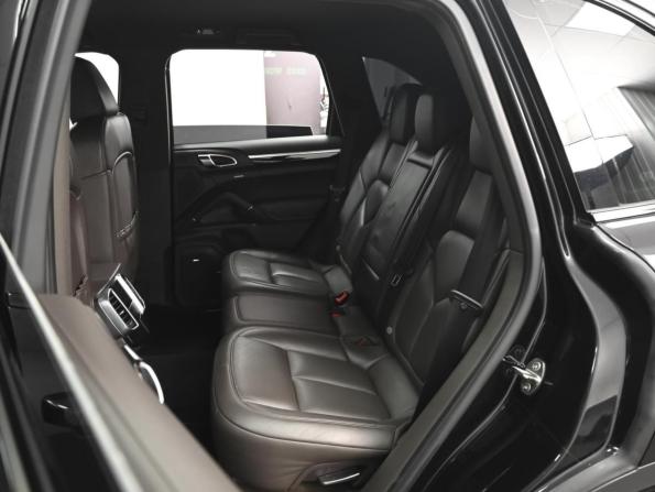 Porsche Cayenne II Рестайлинг (958) с пробегом 2015 года, цена 4 699 000 рублей, 216540 км, внедорожник, Автокод Объявления